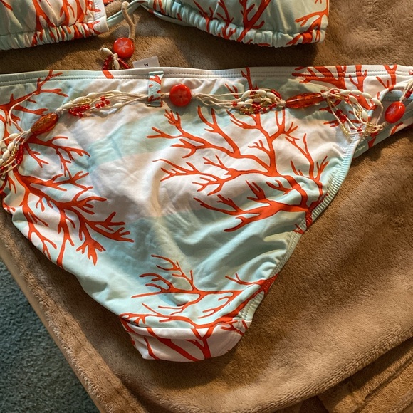 Sexy bikini with shell belt😘😘 - Picture 4 of 8